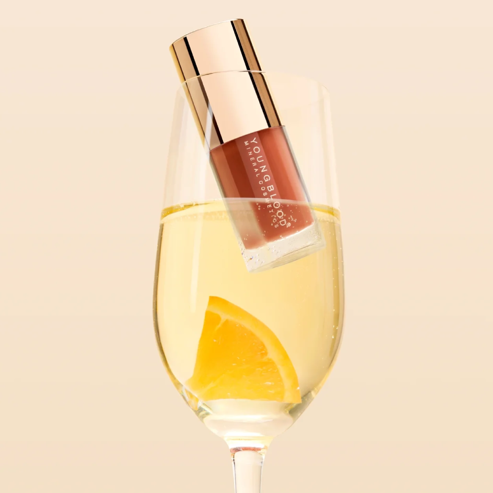 YOUNGBLOOD EverGlow Lip Oil Spritz 4,5ml - Олія для губ (глибокий кораловий) - фото №2 YOUNGBLOOD EverGlow Lip Oil Spritz 4,5ml - Олія для губ (глибокий кораловий) - фото №2